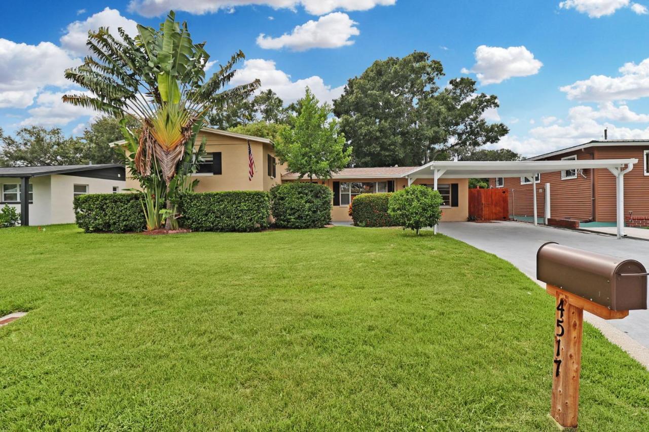 Timeless Tampa Bay Oasis Villa Exterior foto