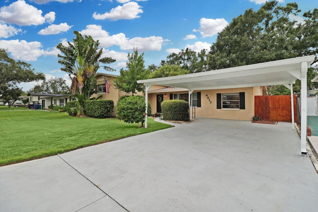 Timeless Tampa Bay Oasis Villa Exterior foto